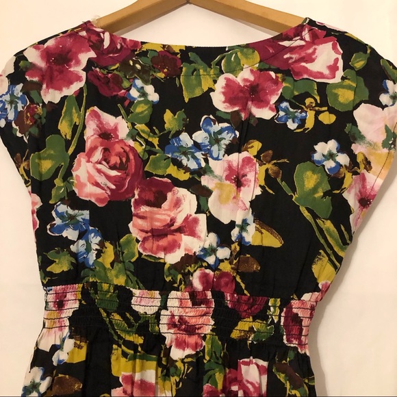 21 Floral Soft V Neck Wrap Style Cap Sleeve Dress - Picture 7 of 8